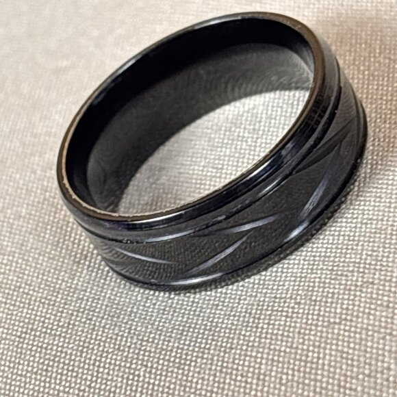 Estate Other - Estate Black Tungsten Decorative Men’s Band Ring Size 9 B93 Men’s Jewelry